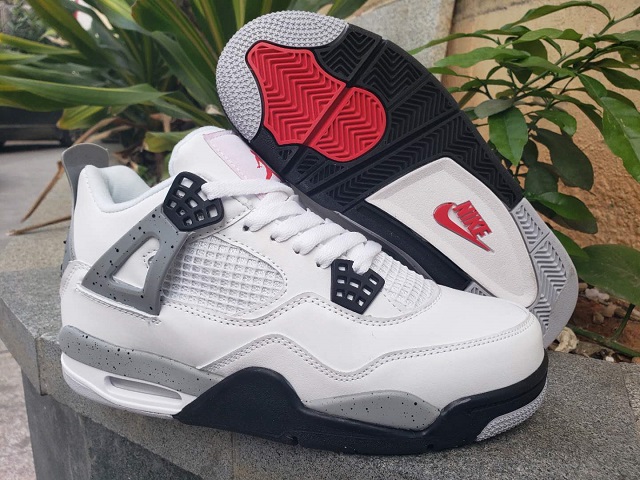 Air Jordan 4 Retro White Cement